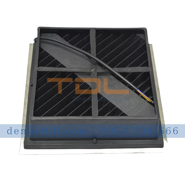 den-am-dat-36w-de-vuong-3 đèn âm đất 36w đế vuông