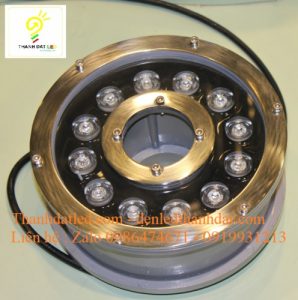 den am nuoc banh xe 18w 4