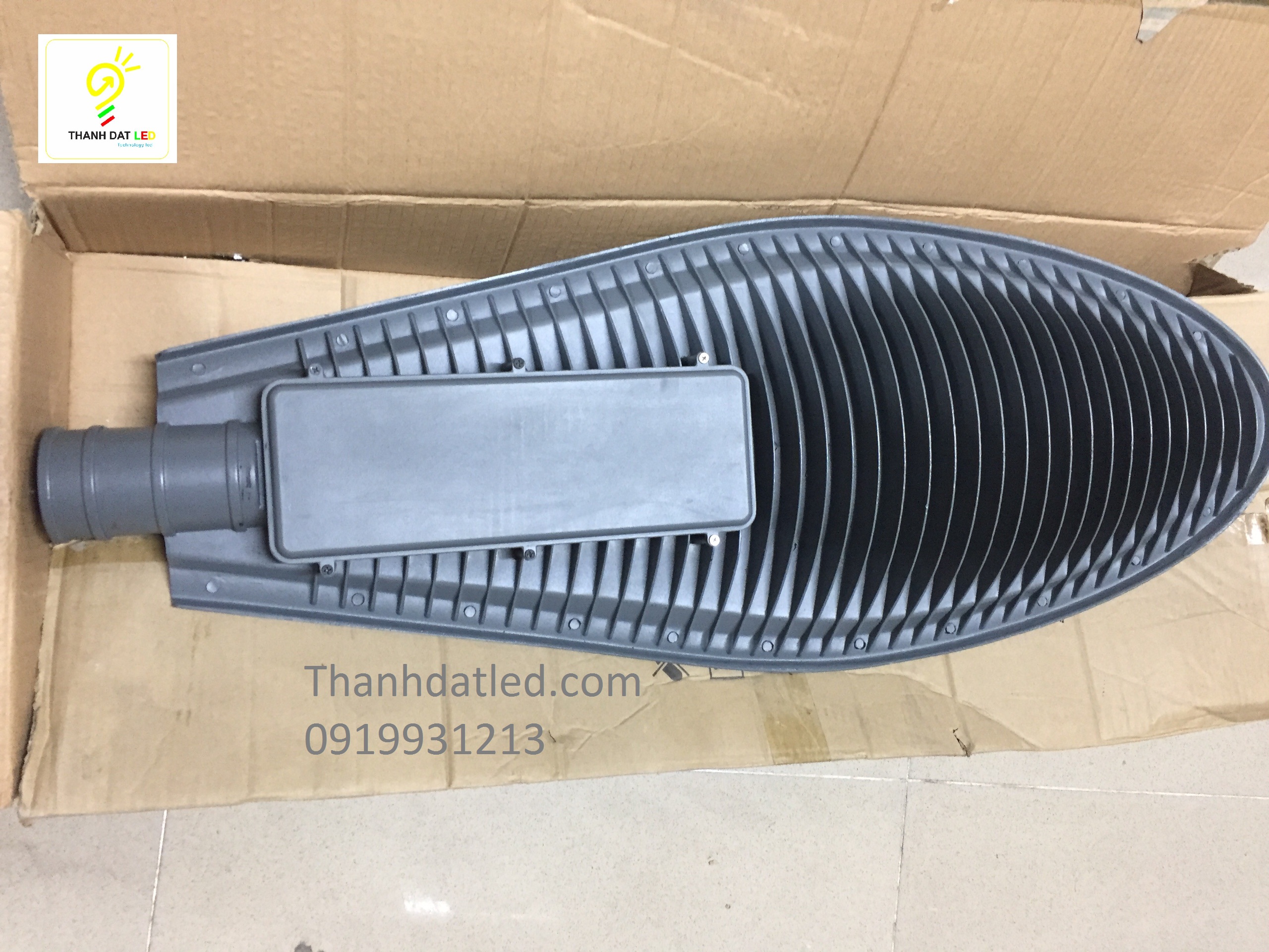 đèn led đường led phố 150w OEM Philips