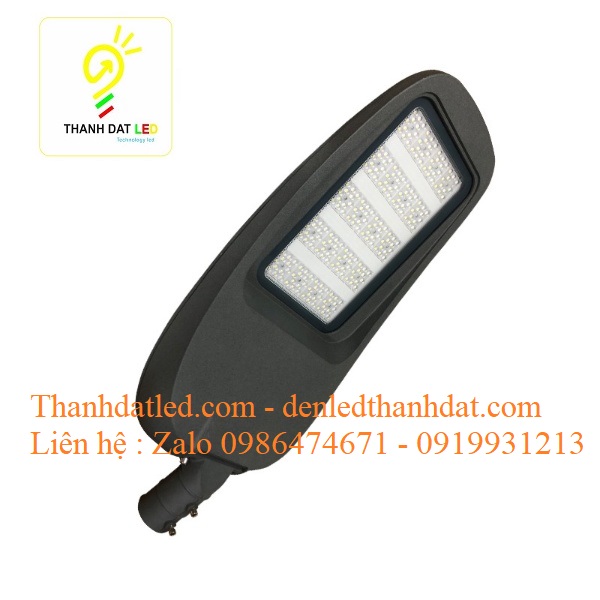 đèn chiếu sáng đường phố 200w