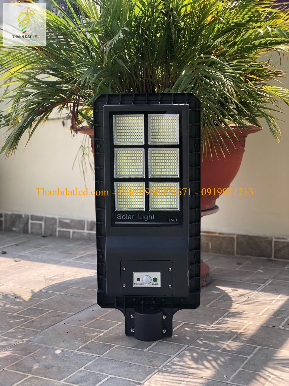 den-duong-lien-the-120w-tdls21-1 đèn đường năng lượng mặt trời liền thể 120w TDLS21