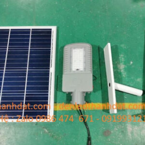 Đèn đường năng lượng mặt trời 100w nhôm đúc cao cấp 5 den duong nang luong mat troi nhom duc cao cap 1