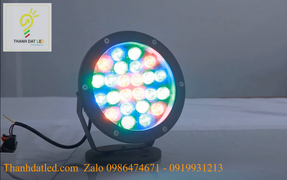 đèn led chiếu cây 24w đổi màu