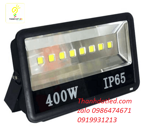 den-pha-led-400w-san-tennis