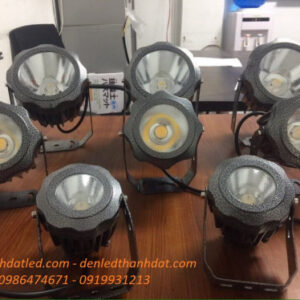 Đèn led rọi cây 30w đèn trang trí 7 den led roi cot ngoai troi