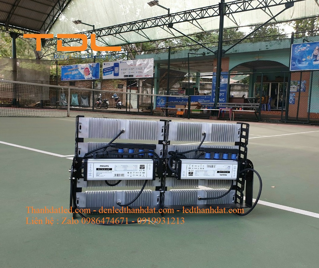 đèn led tennis philips