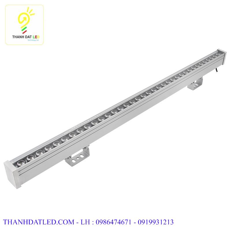 den-led-thanh-hat-tuong-24w-chieu-sang-trang-tri-cau-3 đèn led hắt tòa nhà 24w