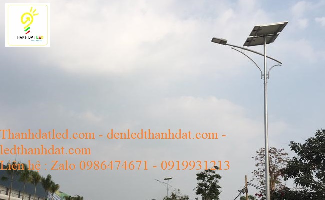 dự án lắp đặt đèn đường năng lượng 100w