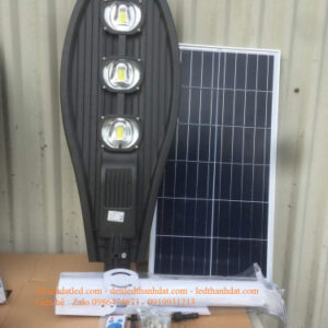 den nang luong mat troi 150w la