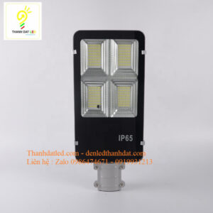 Đèn đường năng lượng 200w bàn chải 5 den nang luong mat troi 200w 4