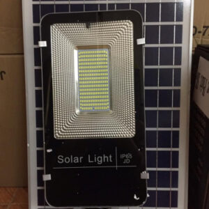 Đèn đường năng lượng 50w bàn chải 7 den nang luong mat troi 50w 120w 200w 1