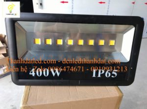 den pha led 400w chieu rong 5