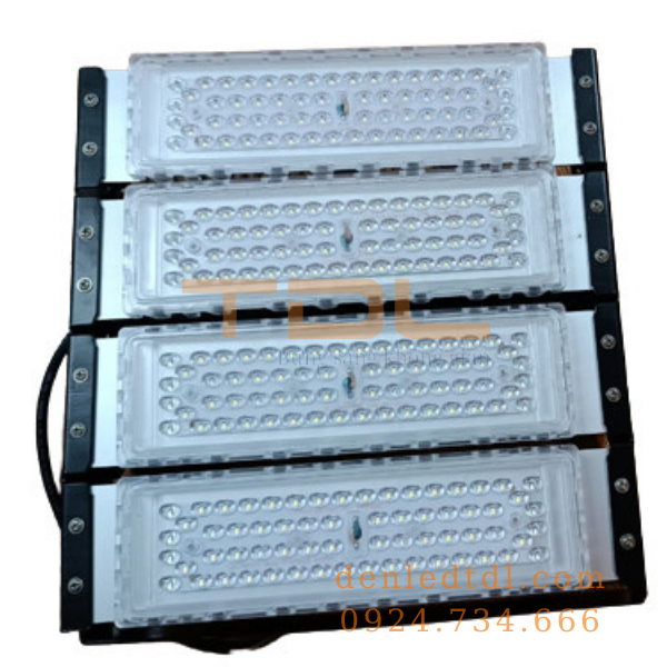 báo giá đèn led sân tennis 200w