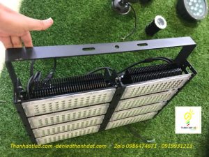 den pha led san tennis 500w 2
