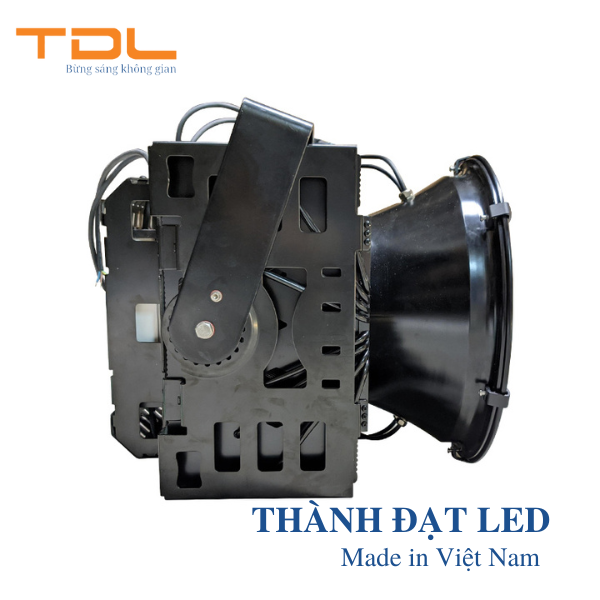 đèn pha led sân golf 1300w