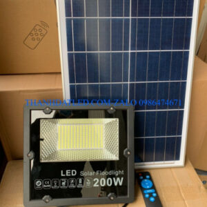 den pha nang luong mat troi 200w 2