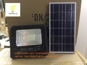 den pha nang luong mat troi 40w 2