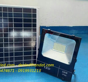 Đèn pha năng lượng mặt trời 50w 1 den pha nang luong mat troi 50w 2
