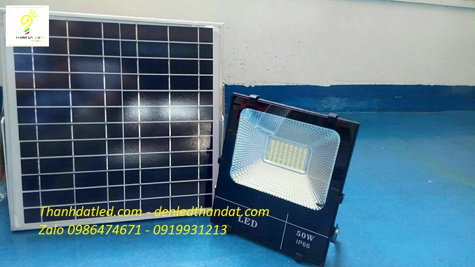den-pha-nang-luong-mat-troi-50w-3 đèn pha năng lượng 50w