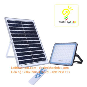 den pha nang luong mat troi cao cap 150w nhom duc 1