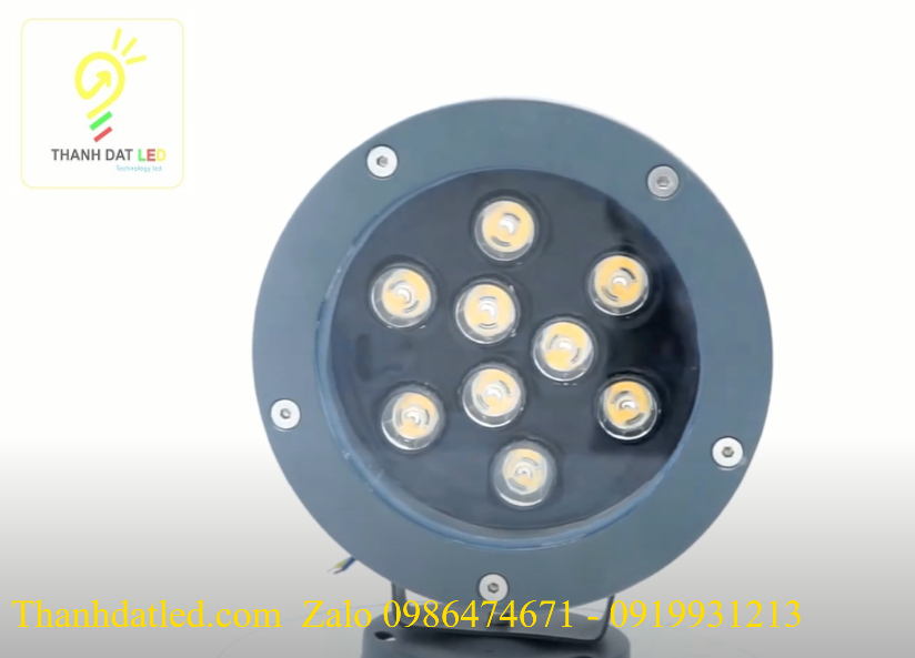 den-roi-cay-9w đèn led chiếu cây 9w cao cấp