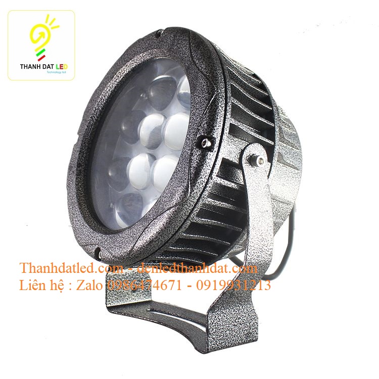 den-roi-toa-nha-36w-2 đèn led rọi tòa nhà 36w