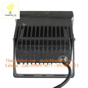 Đèn hắt tòa nhà 36w vuông 2 den roi toa nha 36w