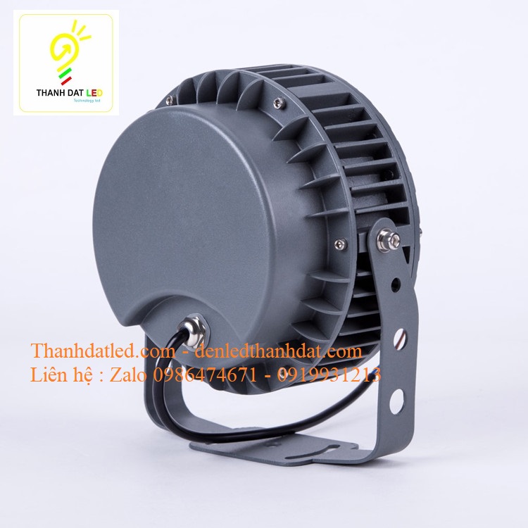 den-roi-toa-nha-81w-5 đèn led rọi tòa nhà 81w