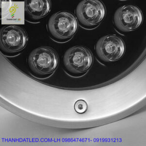 Đèn led âm đất âm sàn 18w 6 den trang tri san vuon