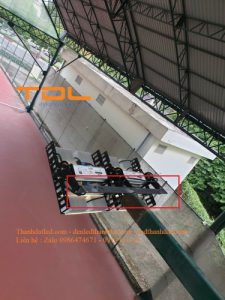 huong dan thay the sua chua den tennis 2