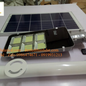 Đèn đường năng lượng mặt trời 300w bàn chải 6 nang luong mat troi 300w