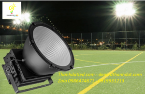 pha led san bong roi