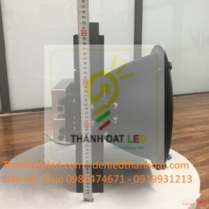 Đèn pha led cẩu tháp 400w 3 den cau thap 400w