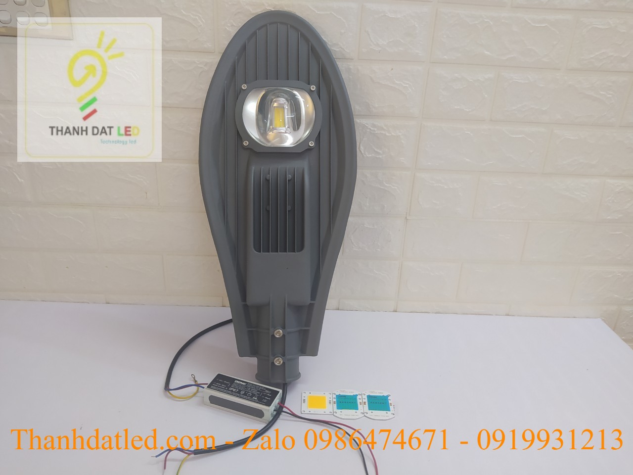 đèn đường led lá 30w