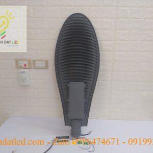 Đèn đường led lá 100w Philips OEM 2 den duong led la 100w tdl 4