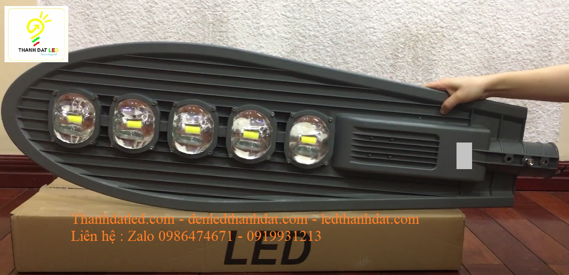 đèn đường led lá 250w Philips OEM