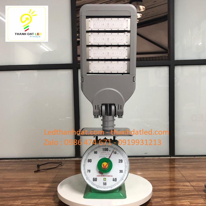 den-duong-led-modul-philips-200w-1 đèn đường led module philips 200w