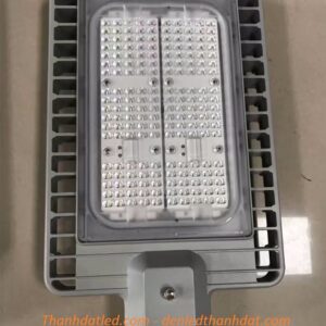 Đèn đường led 100w Philips BRP392 1 den duong led philips brp392 100w 120w 150w 4