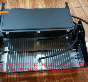 den led 150w ngoai troi