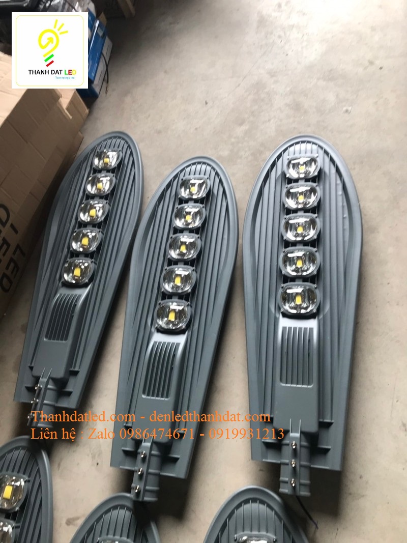 den-led-duong-250w-la-3 đèn đường led lá OEM Philips