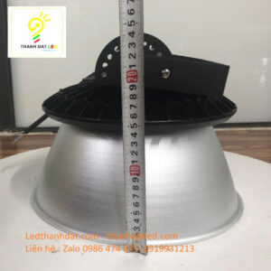 Đèn nhà xưởng UFO 150w Philips 4 den led nha thi dau 1