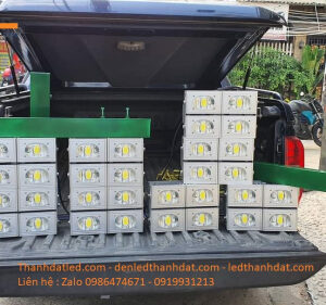 Đèn LED pha 200w ngoài trời Prolux 5 den led pha prolux 200w cao cap