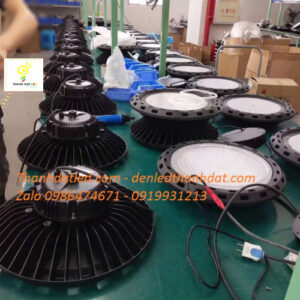 den led showroom gara nha xuong