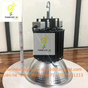 Đèn led nhà xưởng highbay Philips 200w 2 den nha thi dau chuyen nghiep 200w