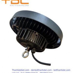 den nha xuong ufo 150w 2