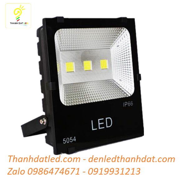 den-pha-150w-1 đèn pha led 150w ip66 cob