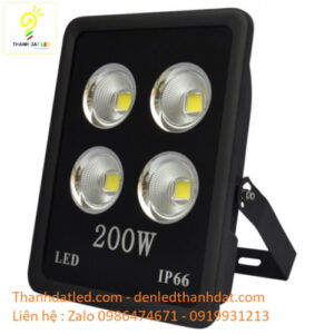 Đèn pha led 200w ip66 rọi xa 5 den pha 200w ngoai troi