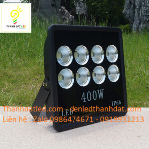 den pha 400w san bong