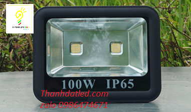 den-pha-led-100w-2 đèn led pha 100w ngoài trời
