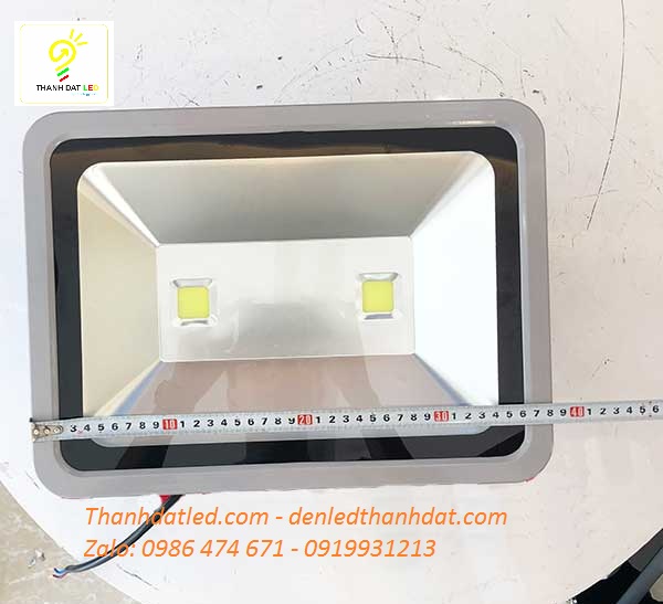den-pha-led-100w-4 đèn pha led 100w